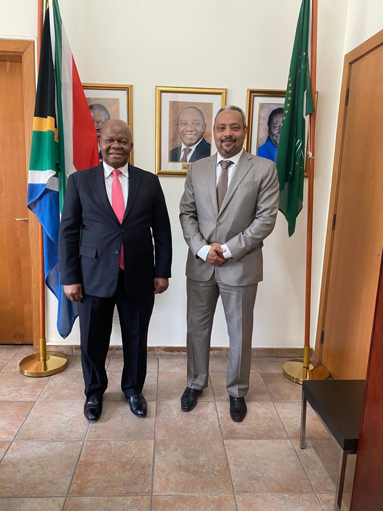 Visit of His Excellency to the Embassy of the Republic of South Africa